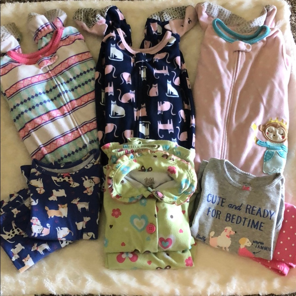 6 piece Girls 4t pajama Lot All long Sleeved
